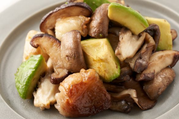 牛脂のキノコ炒め