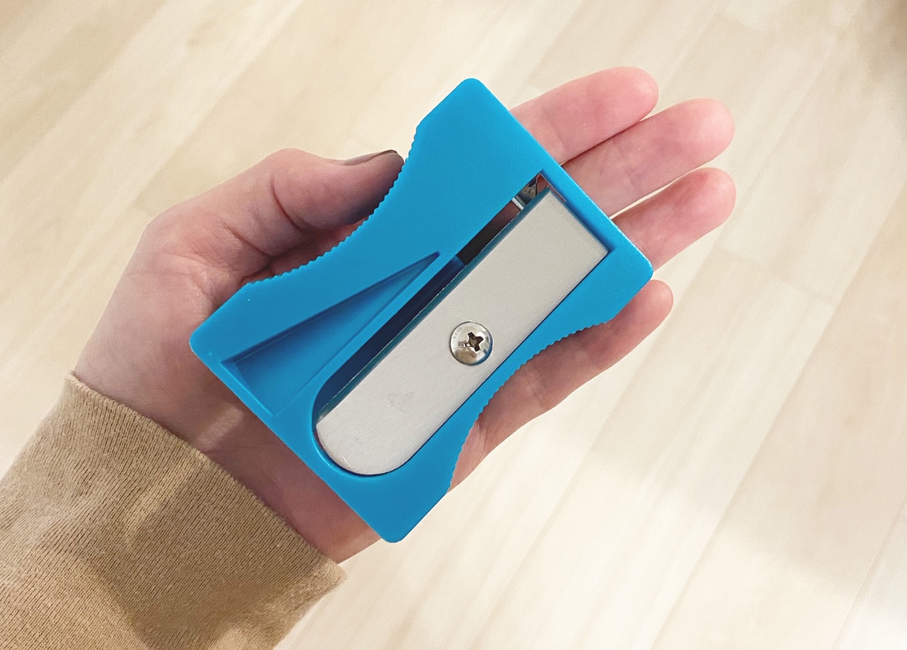 ビッグサイズの鉛筆削り！その正体って…？！