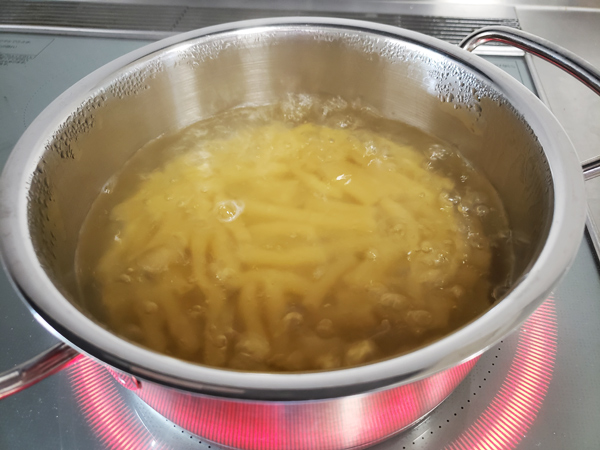 マカロニサラダ