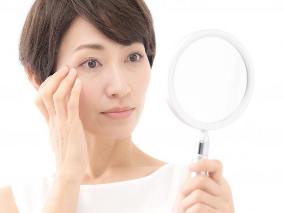 目元のたるみはこうしてできる