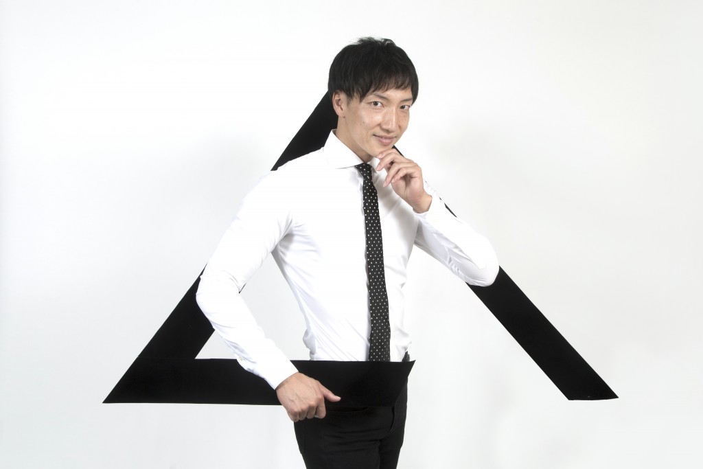 「スマイルアカデミー」COOのAKIHITOさん