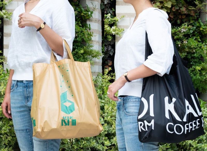 左から成城石井、カルディ