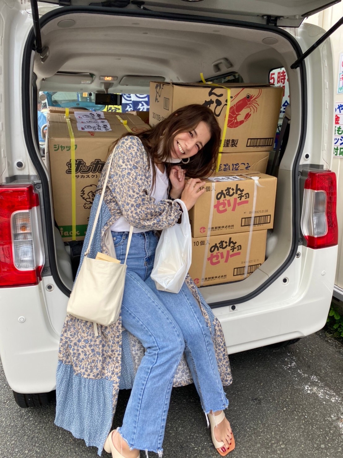 「令和２年７月豪雨」被災地・熊本県人吉市の小学校や神社にボランティアで訪れたスザンヌさん