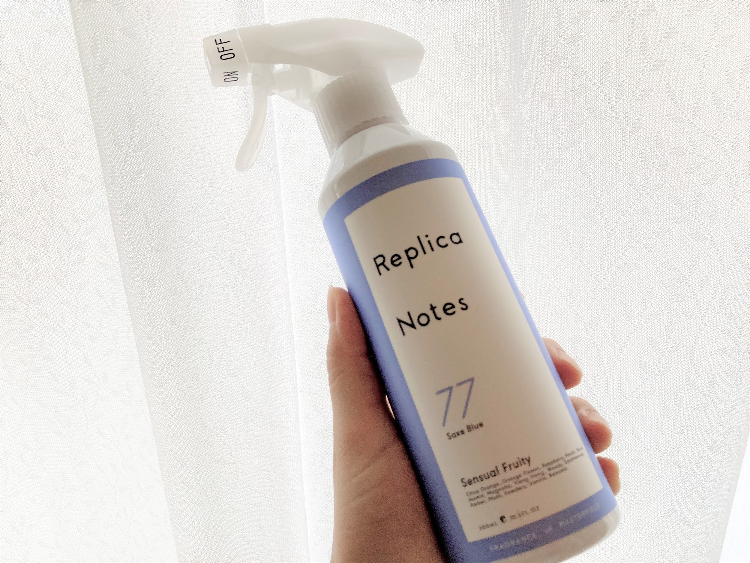 レプリカノーツ「ファブリックミスト77」528円