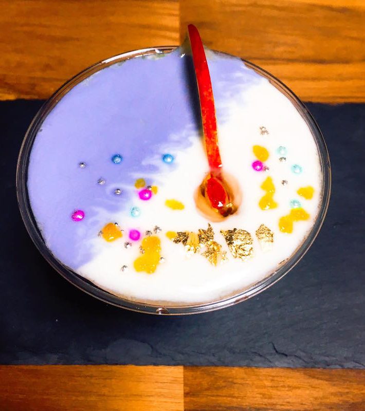 パチパチと音が。リンゴは線香花火のよう。