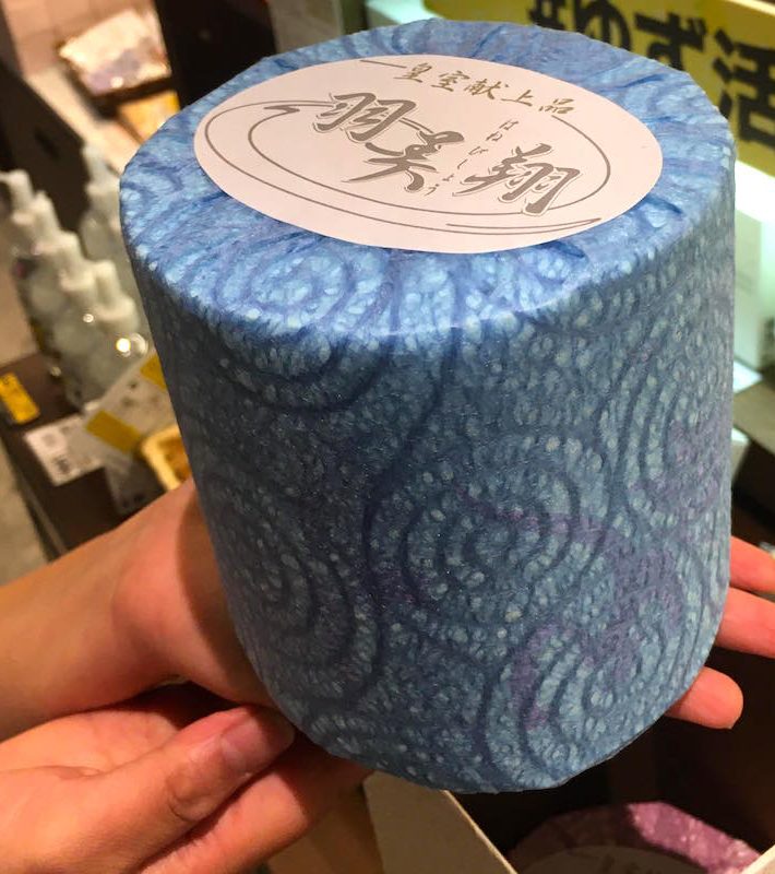 こちらは『羽美翔』。3ロール入りは5500円！