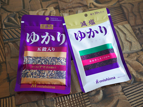 グルメふりかけ「ゆかり五穀入り／減塩ゆかり」