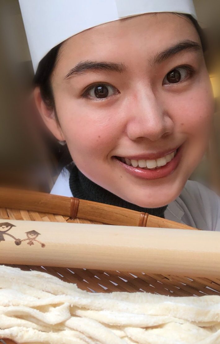 紙で板前帽子も作ってみました