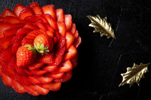TOCHIAIKA Strawberry Tart