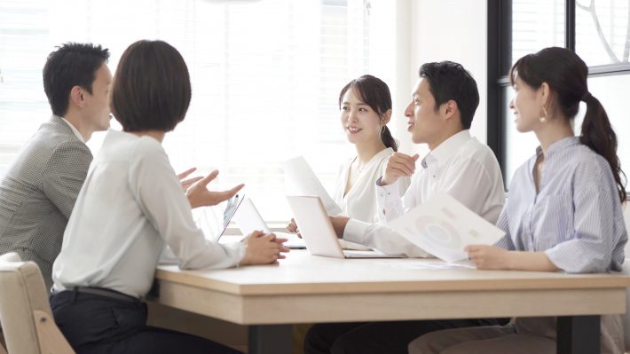 オバサンアピールが激しい同僚にイラッ