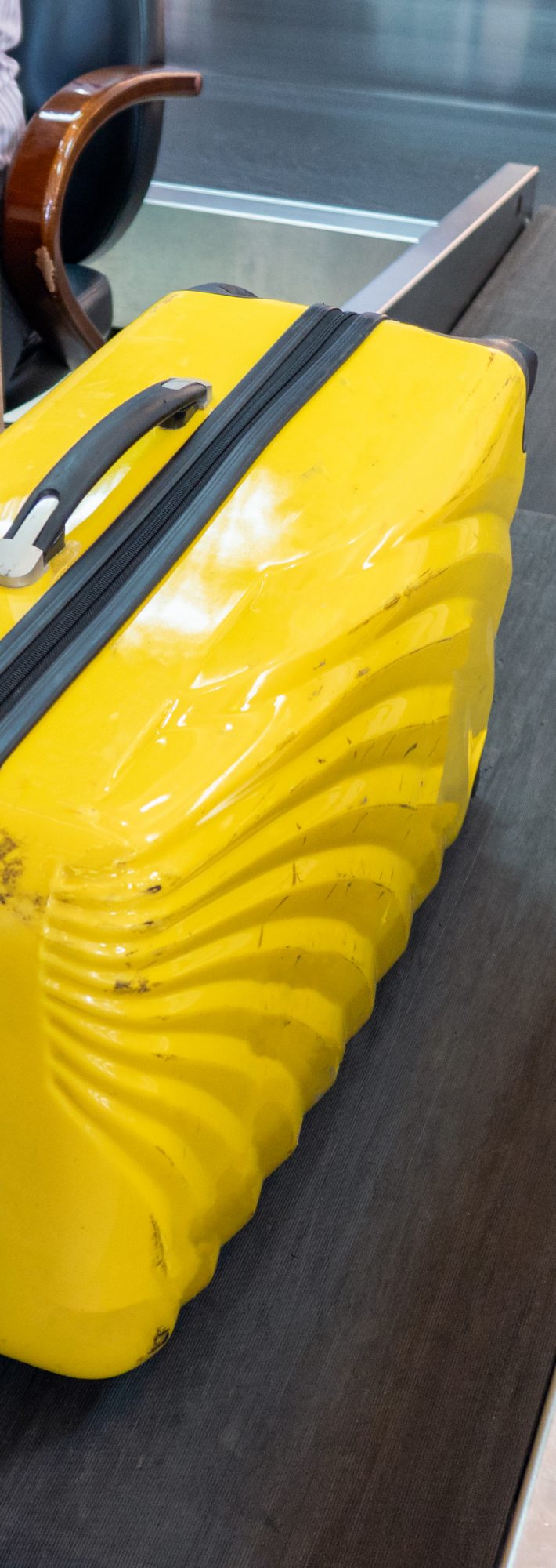 チェックインカウンターはかりにご用心