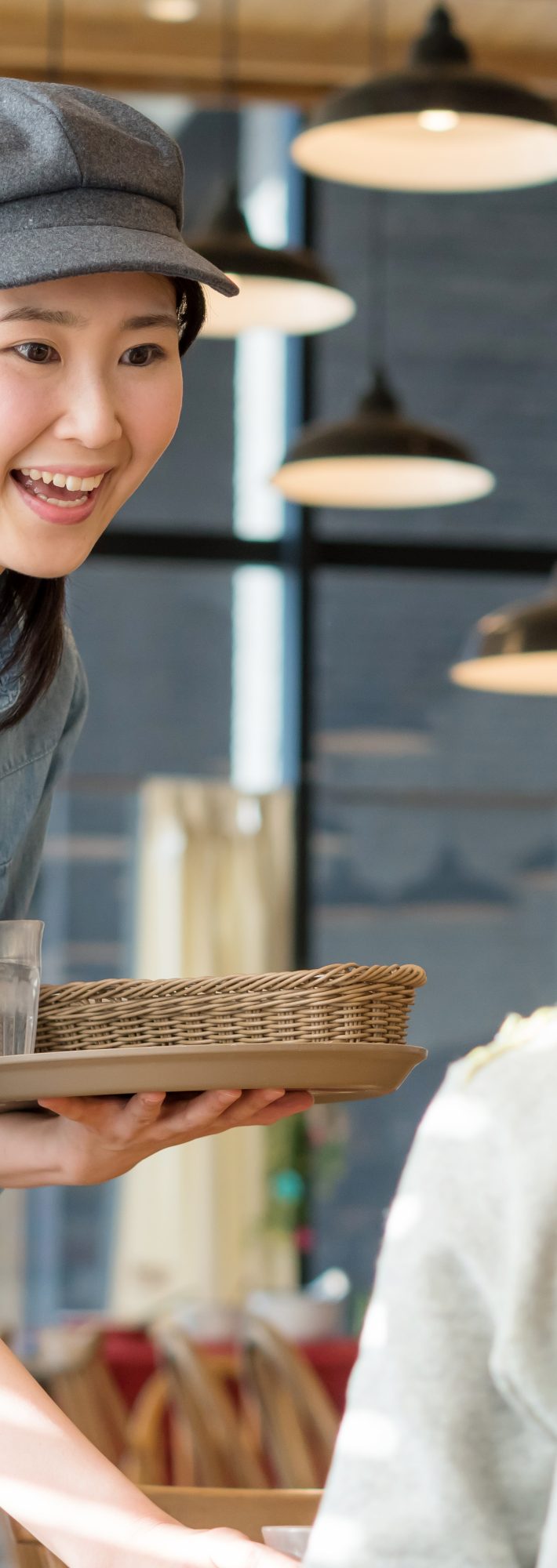 “客目線”で憧れていたなら、もう一度よく考えて