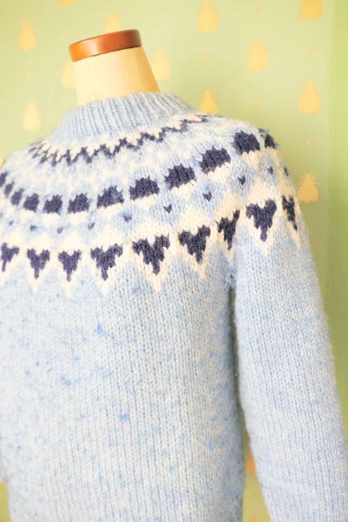 古着のセーターP1020432