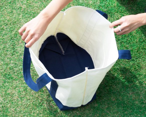 大きく開くので出し入れもしやすい