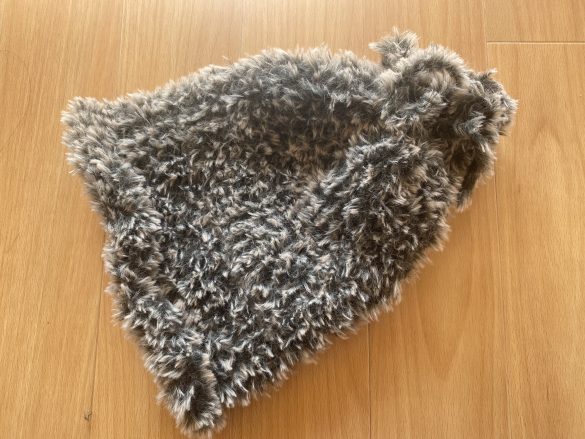 毛糸ひと玉分で帽子完成