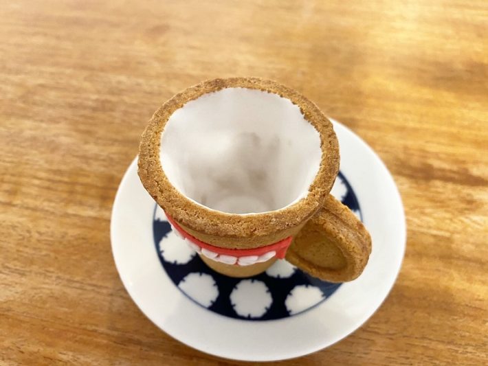 中にはアイシングが施されているため液体が漏れにくい構造に