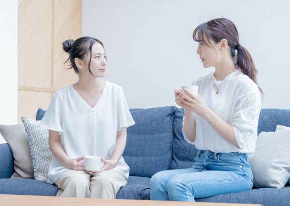 アドバイスせずに、黙って話を聞く