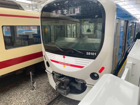 西武鉄道のドラえもん電車