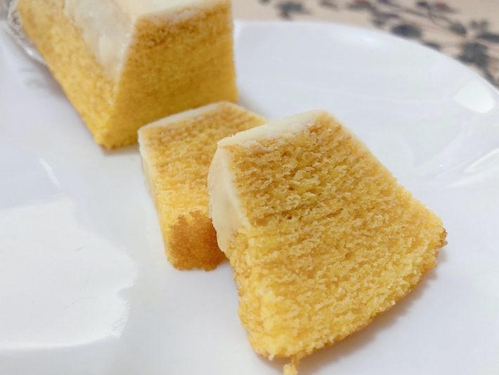 アイシングは薄めのコーティングで程よい甘さ