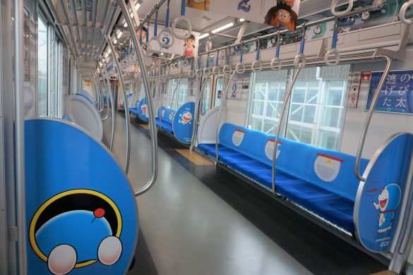 西武鉄道のドラえもん電車
