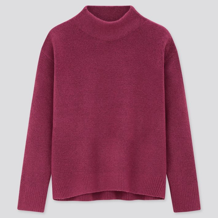 スフレヤーンハイネックセーター（長袖）／1,290円（税別）