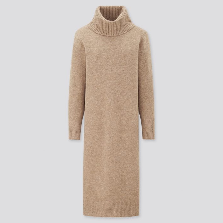 スフレヤーンオフタートルネックワンピース（長袖）／2,990円（税別）