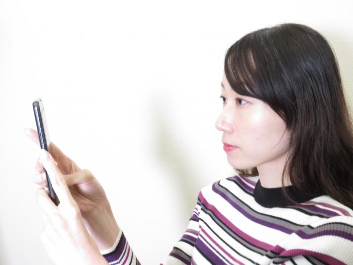 肌状態をチェック！思った以上にピンチかも…