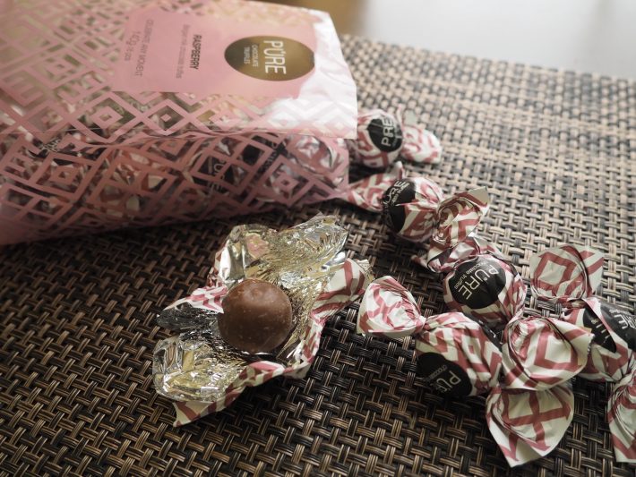 ラトビア産のラズベリークリーム入り