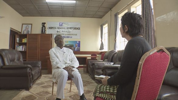 インタビューの様子