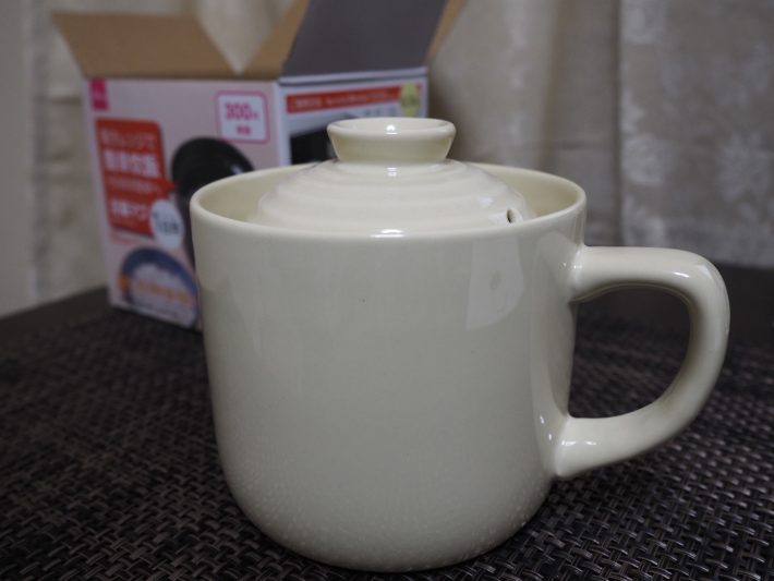 「炊飯マグ（1合用）」（税込330円）