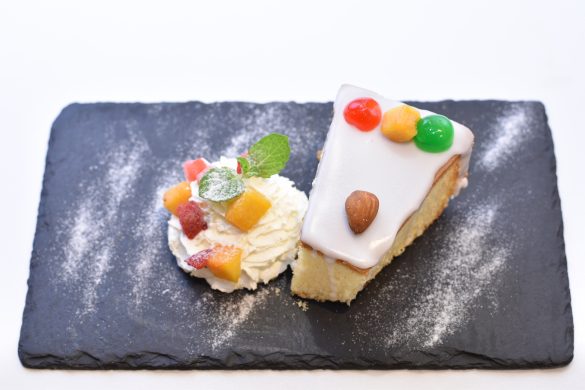 アイジングケーキ