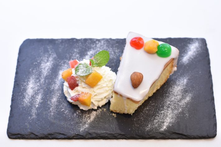 アイジングケーキ