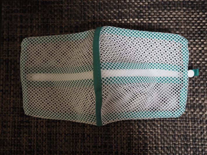 サイズは約24×14cmです(※ループ部含まず）