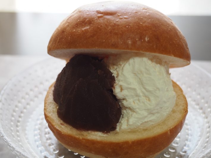 あんをその隣にモリモリと