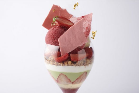 エンポリオ アルマーニ カフェ 表参道の3月限定パフェ