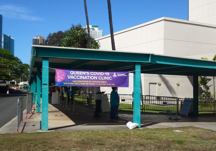 自宅から歩いて15分くらいの大型会場へ