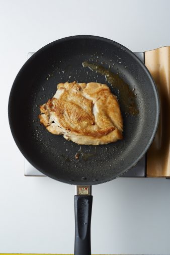 両面に焼き色をつける