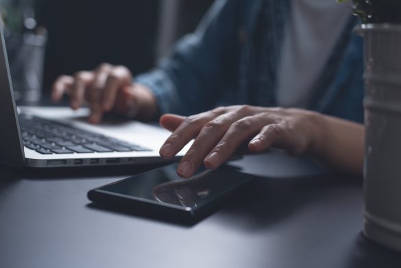 SNSで性的搾取のターゲットにされる子どもたち