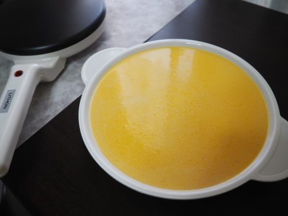 トレーに生地をセット