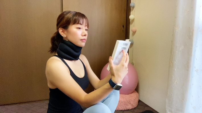 首の違和感に悩むライターが「首かるさん」を使ってみた