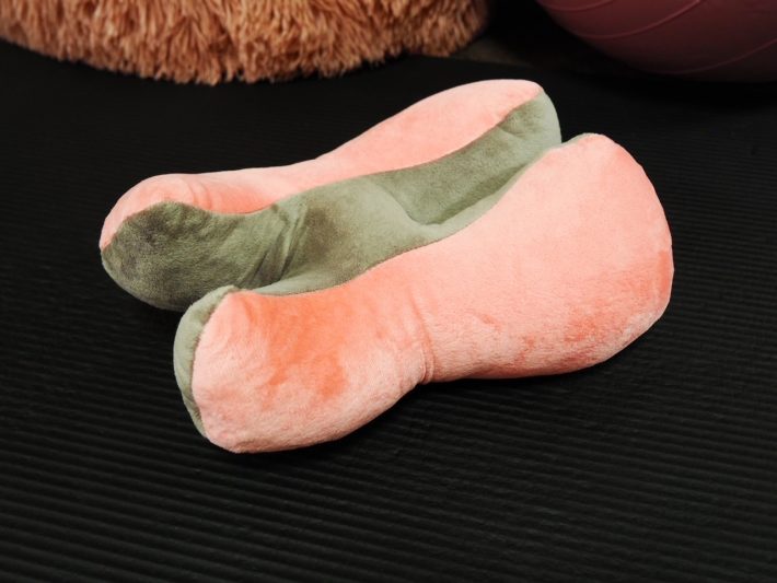 「調律Body ボールストレッチ肩甲骨枕」（1,980円/税込）