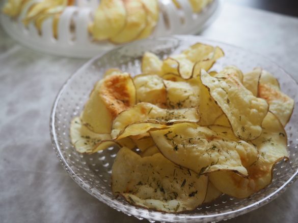 普通にポテトチップスです
