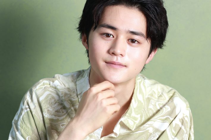 ドラゴン桜で話題の鈴鹿央士「“主演”について綾野剛さんに相談した」