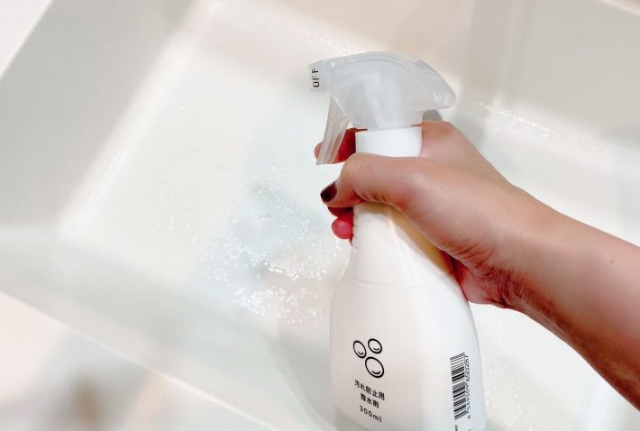 カインズ「汚れ防止用撥水剤 300ml」