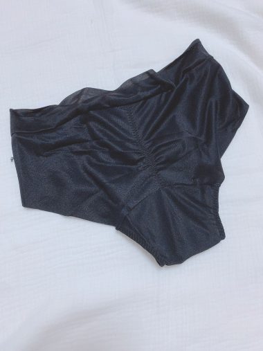 バービーの吸水ショーツ