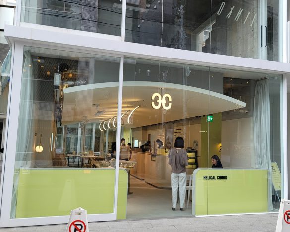 東京・表参道のランチ・カフェ激戦エリアにオープンした「HELICAL CHORD JEWELRY& CAFE」