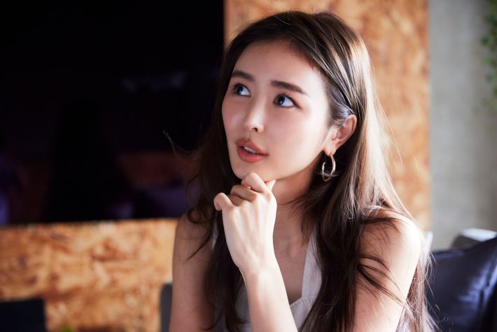 加治ひとみさん