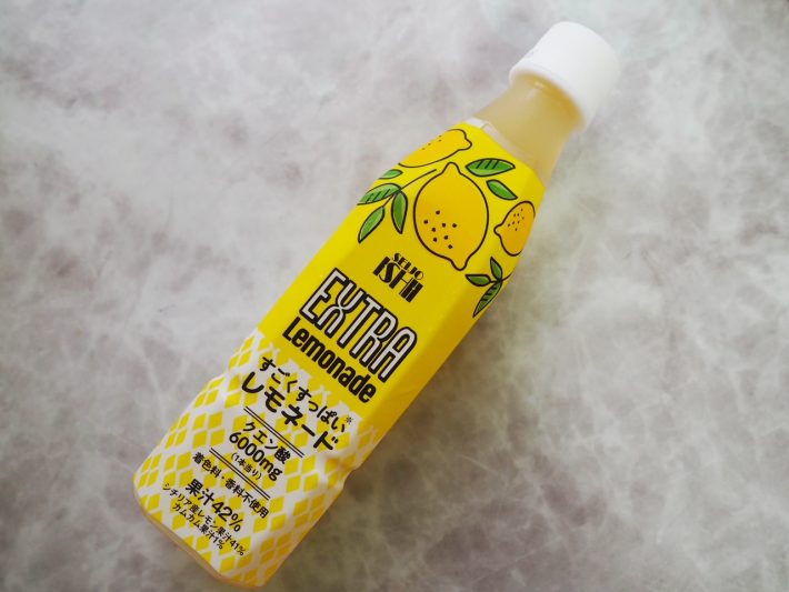 「成城石井 すごくすっぱいレモネード/350ml」（税込218円）