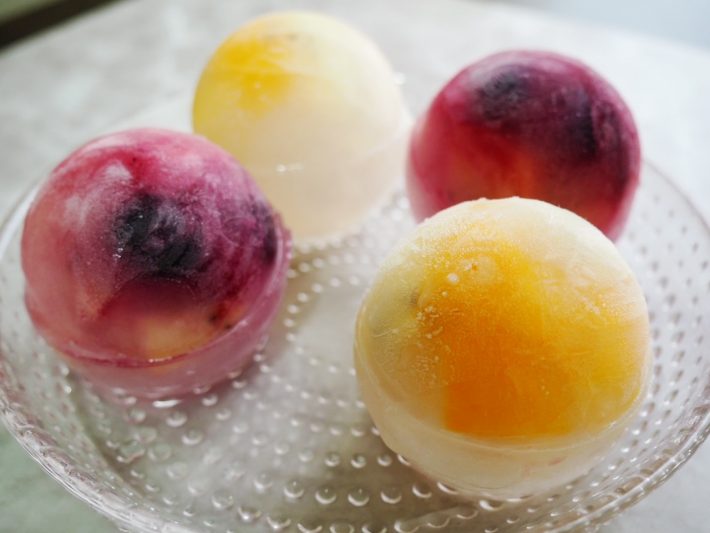 宝石のようにキレイな氷が完成