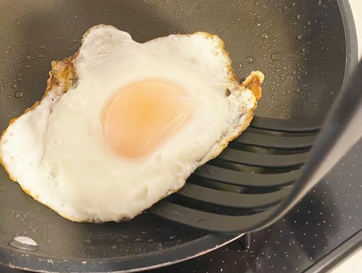 カインズ「しなるナイロンターナー」